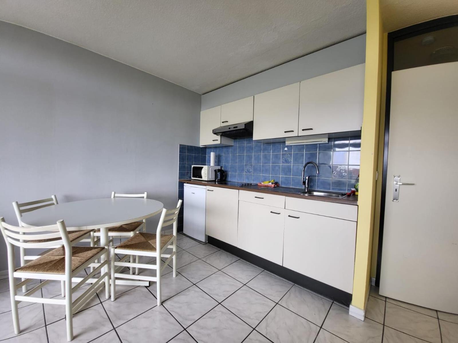 Studio Residentie Astrid Бреден Экстерьер фото